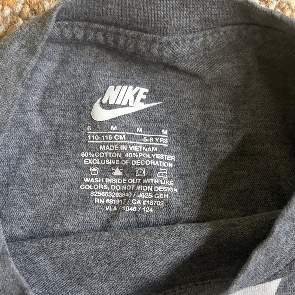 Nike Kids Charcoal Graphic Tee